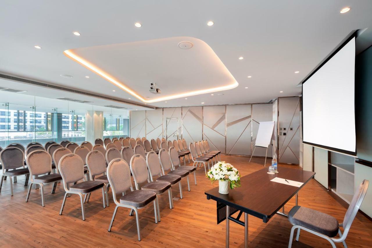 Ibis Styles Bangkok Ratchada Ξενοδοχείο Εξωτερικό φωτογραφία